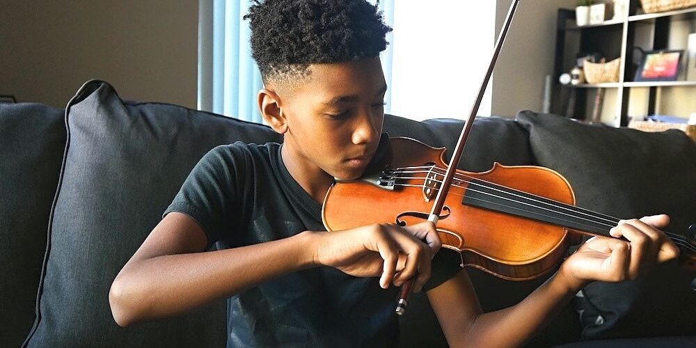 How-to-choose-a-violin-for-kids